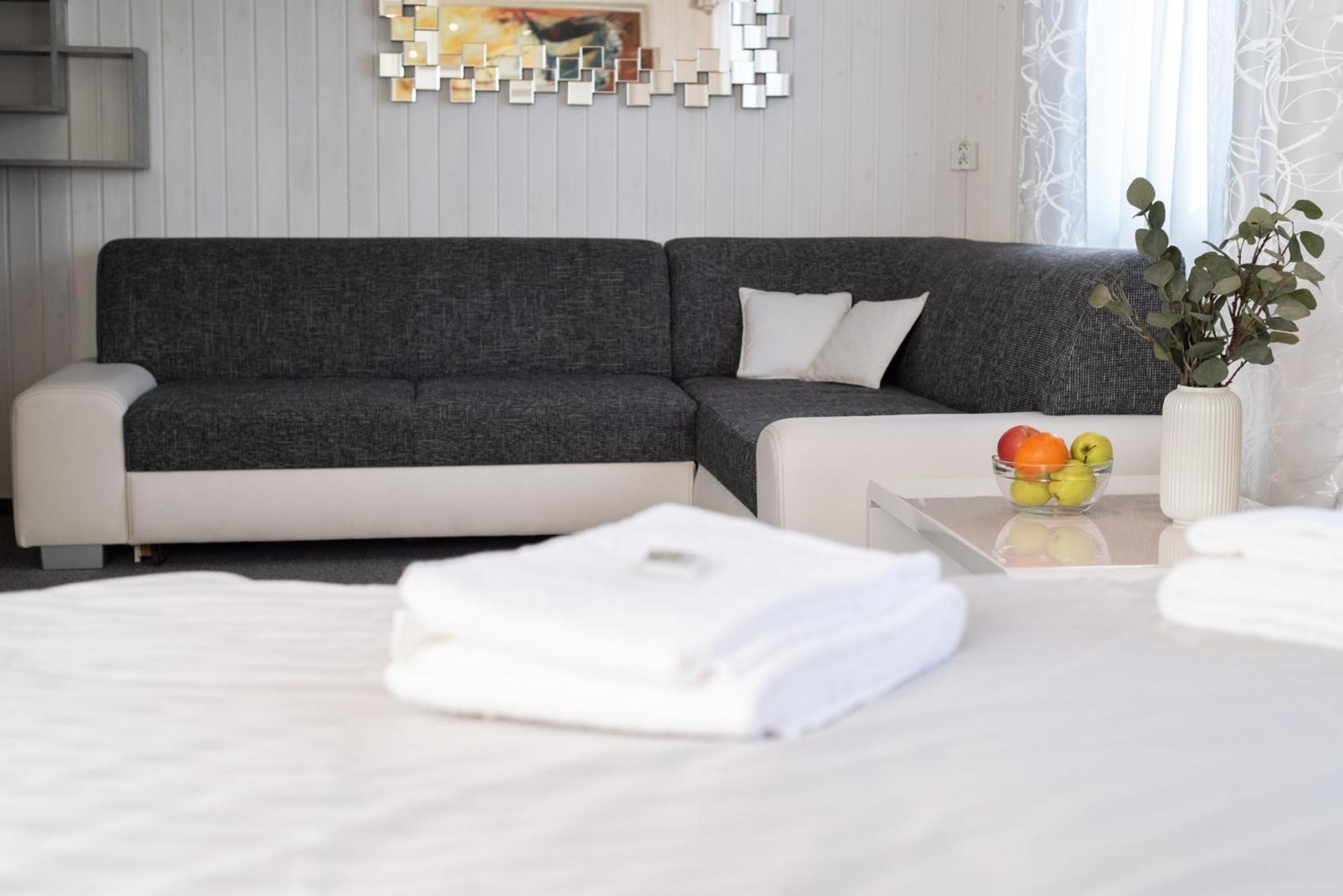 Hotel Schwarz Nové Hamry Exteriör bild