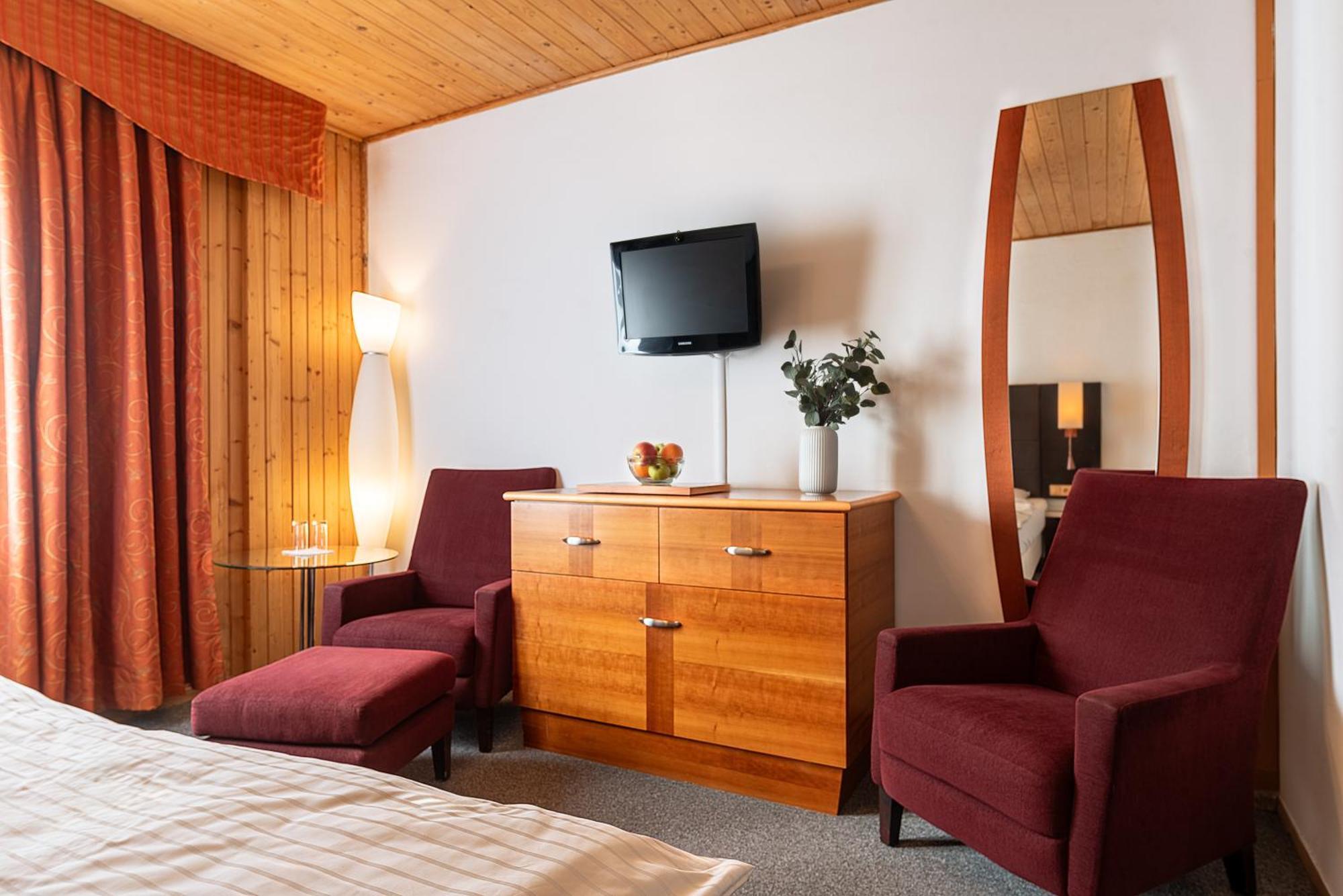 Hotel Schwarz Nové Hamry Exteriör bild